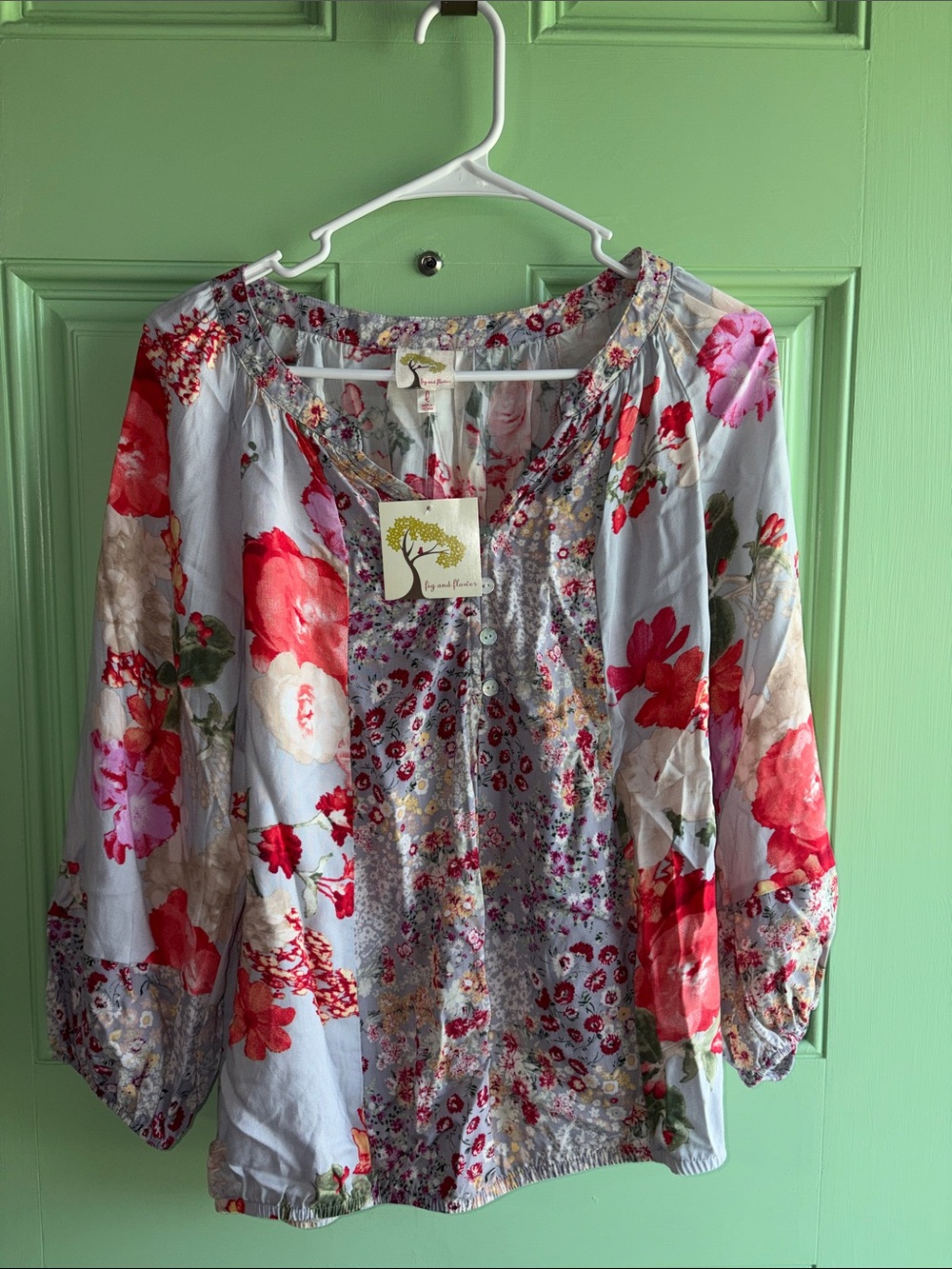 NWT Fig & Flower Floral Long Sleeve - Women’s size Large